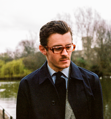 Light reactive glasses sales